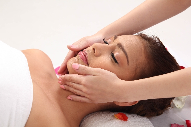 塗るボトックス ペプチドコース