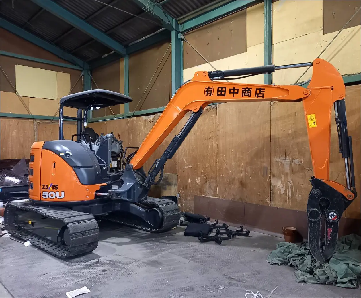ミニショベル（日立 ZAXIS 50U）
